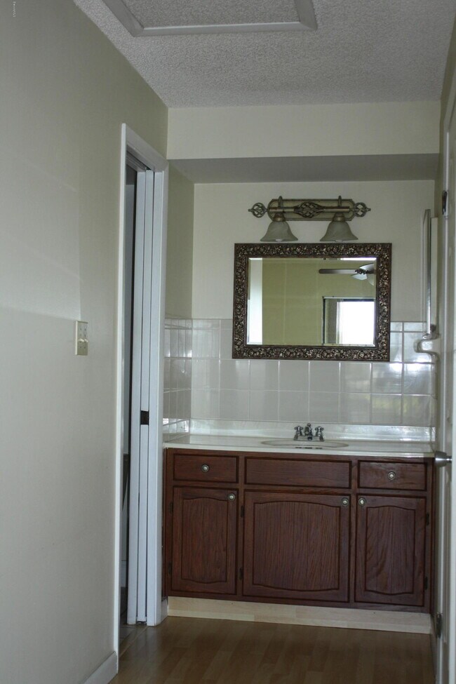 Building Photo - 325 S Banana River Blvd