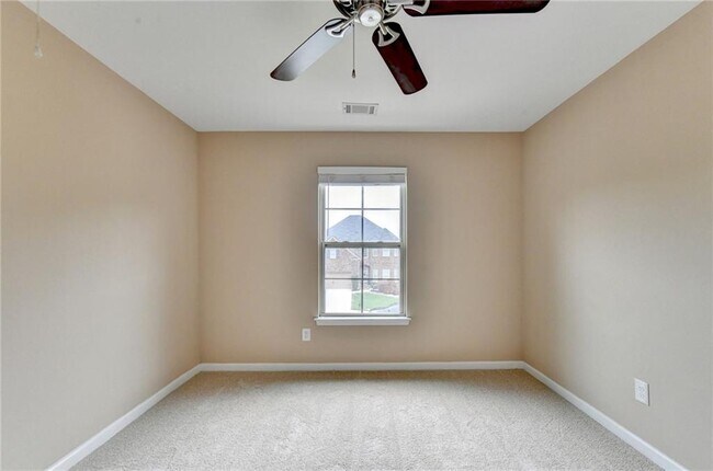 Building Photo - 4228 Woods Creek Ln