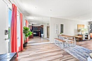 Building Photo - 4630 N 68th St