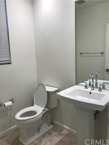 Building Photo - 81 Darby