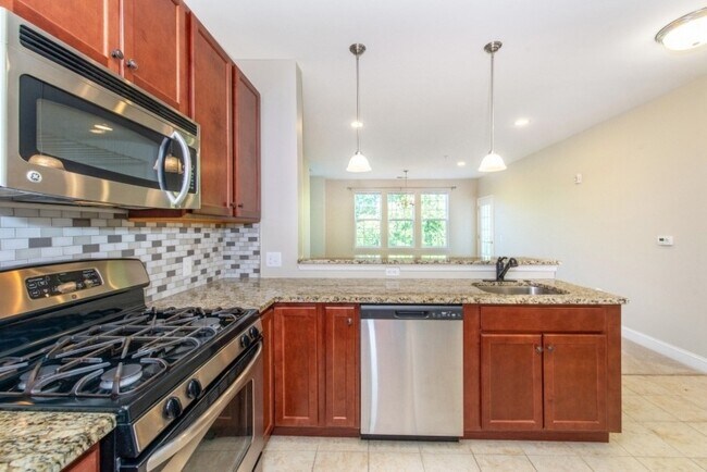 Building Photo - 4211 Ramapo Ct