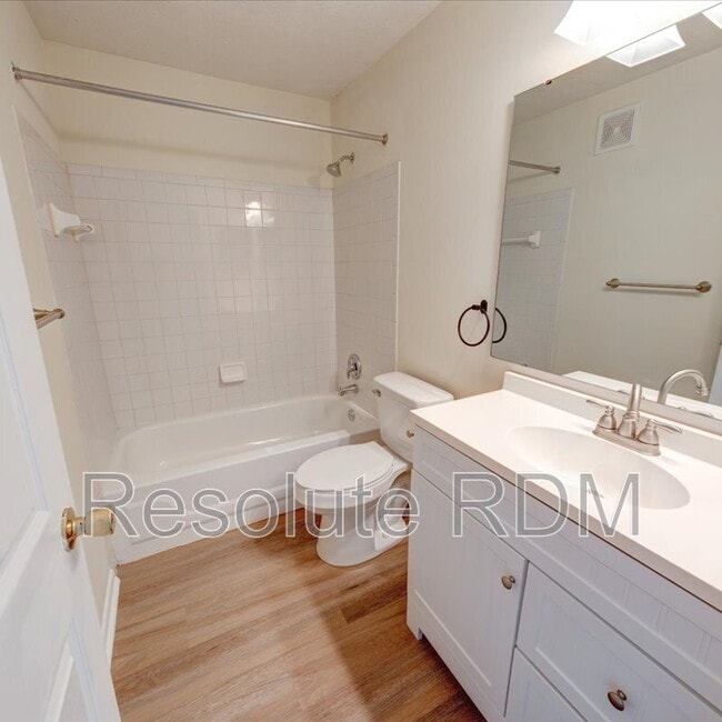 Building Photo - 4381 Village Parkway Cir W