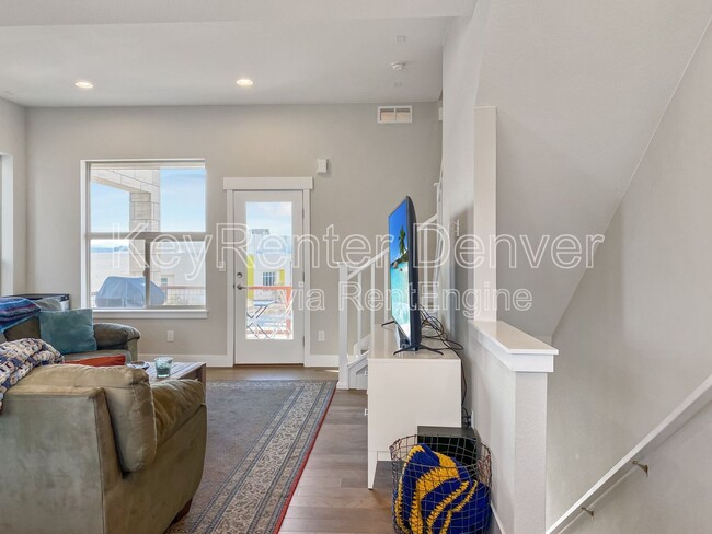 Building Photo - 5684 N Galena St