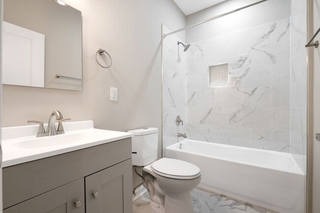 Building Photo - 1824 Irish Blvd