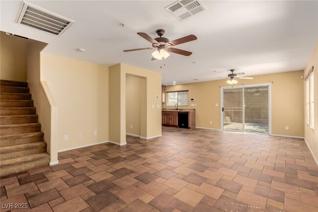 Building Photo - 179 Redwood Pond Dr