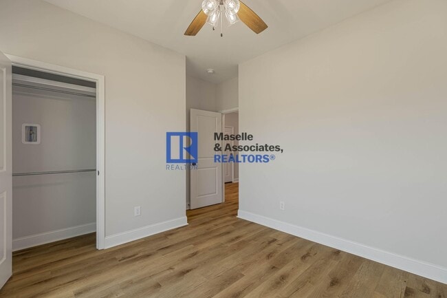 Building Photo - 359 Willow Wy