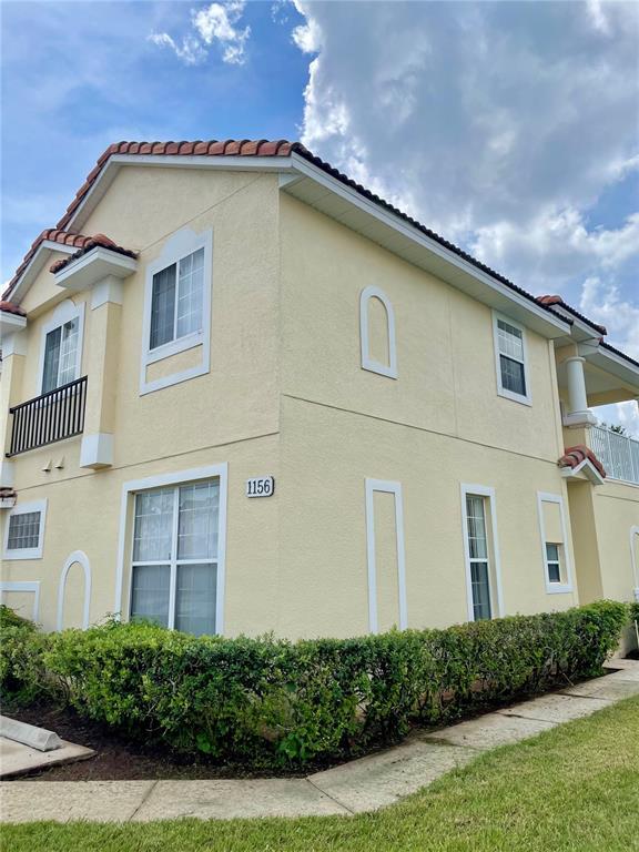 Building Photo - 1156 S Beach Cir
