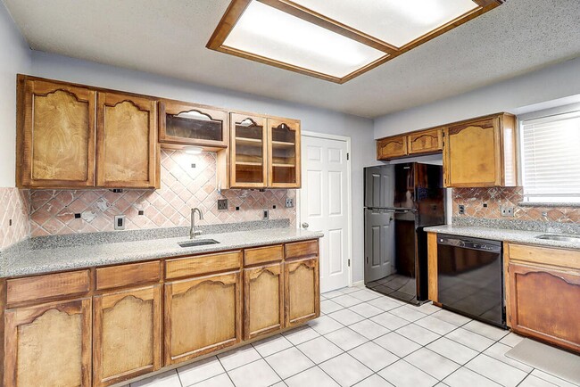 Building Photo - 7034 Powderhorn Ct