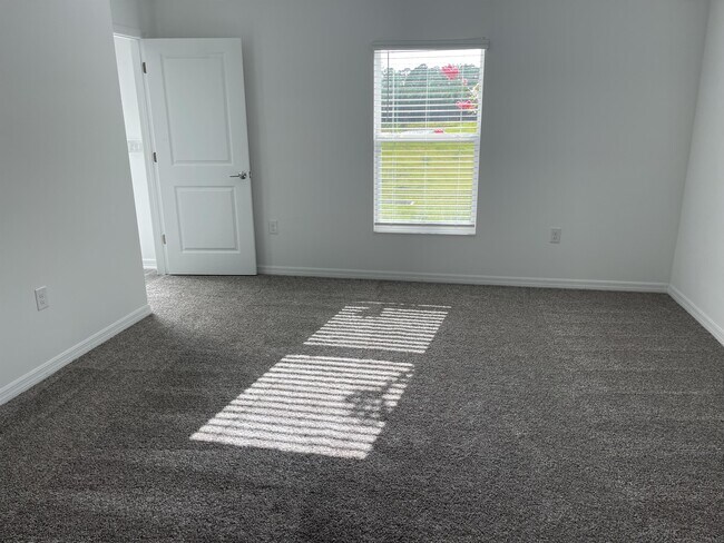 Building Photo - 1203 Cabot Cliffs Dr