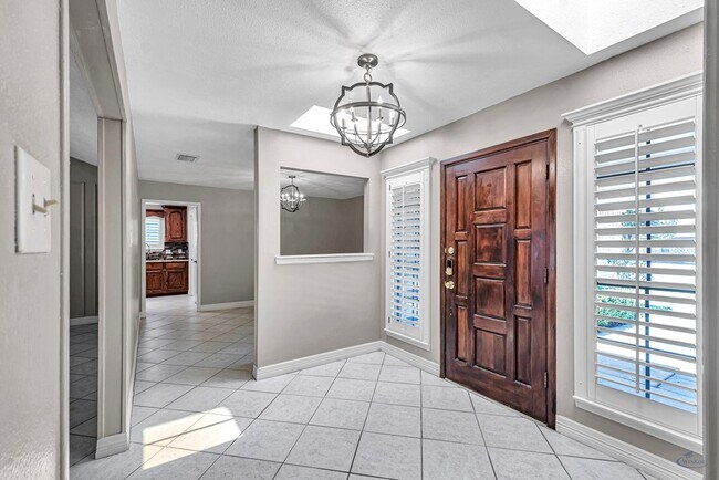 Building Photo - 1800 W 23rd St