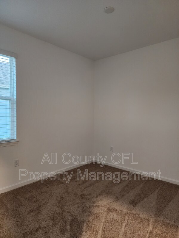 Building Photo - 4354 Davos Dr