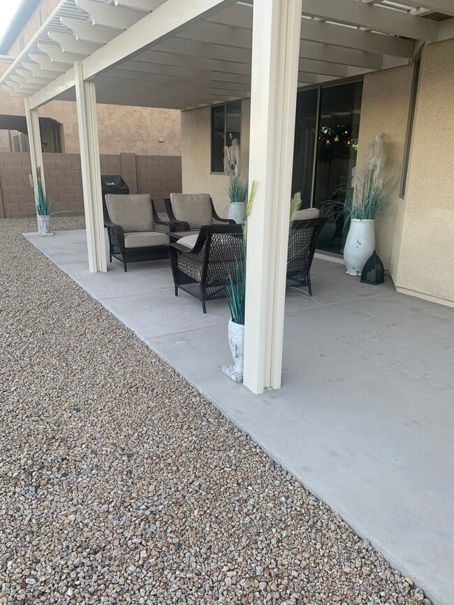 Building Photo - 12328 W Monte Lindo Ln