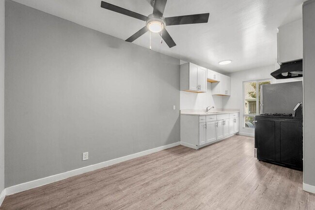 Building Photo - 4024 Gelber Pl