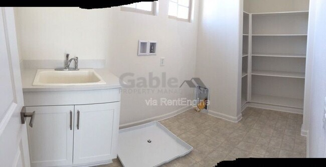 Building Photo - 20664 Caden Ct