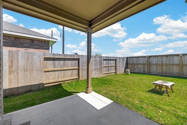 Building Photo - 1010 Gentle Nook Dr