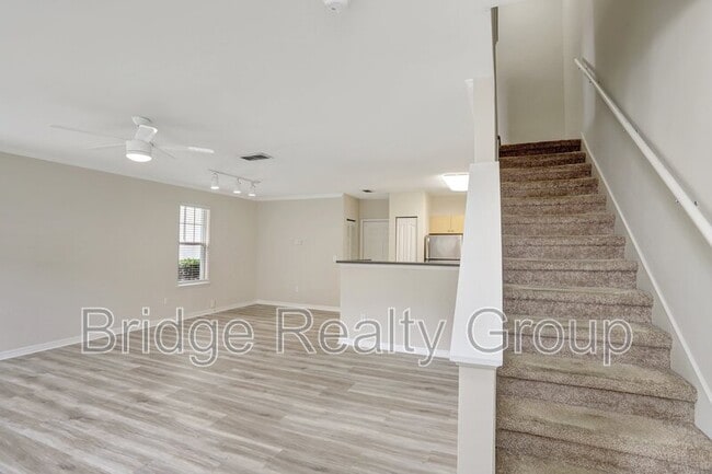 Building Photo - 735 Siena Palm Dr