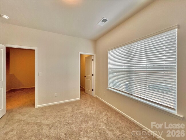 Building Photo - 1906 Gibb Xing