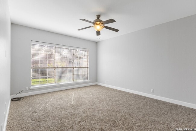 Building Photo - Charming Home Awaits: Spacious & Modern Living in a Prime Location