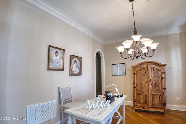 Building Photo - 2686 Medina Ct