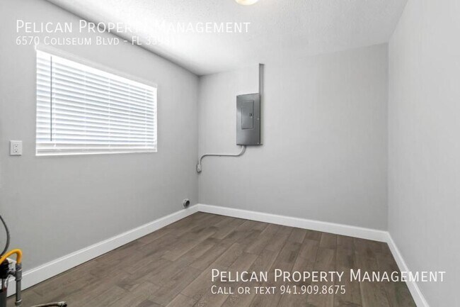 Building Photo - 6570 Coliseum Blvd