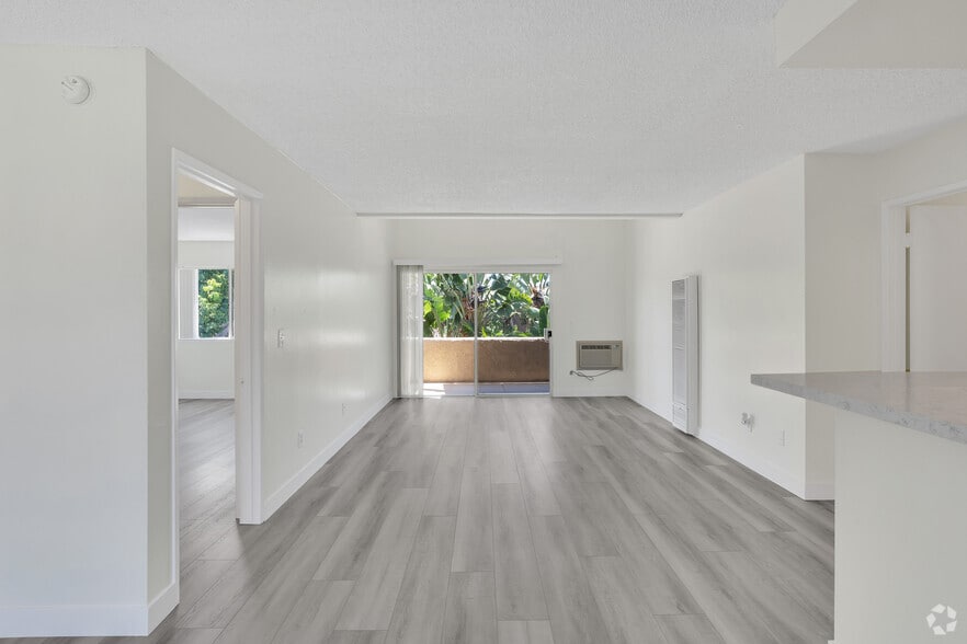 Primary Photo - VIVA Apartment Homes