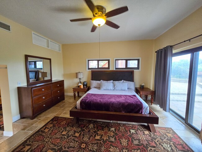 Building Photo - OCEANFRONT FURNISHED ANNUAL ONE BEDROOM ON...