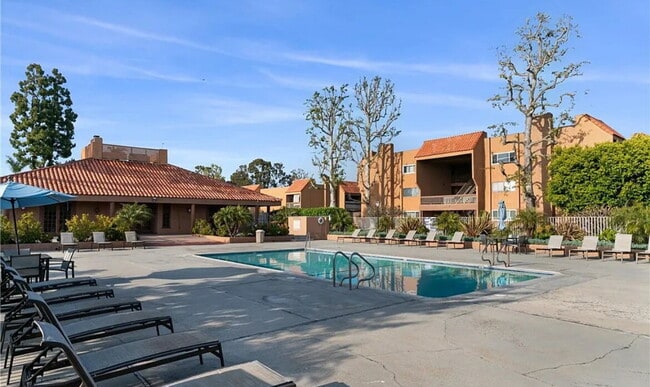 Building Photo - charming 1-bedroom, 1-bathroom