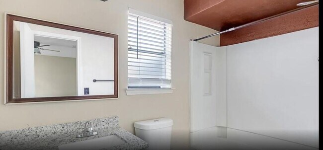 Building Photo - 7851 Battlepine Dr