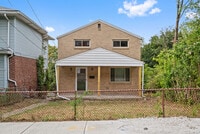 Building Photo - 309 Sebring Ave