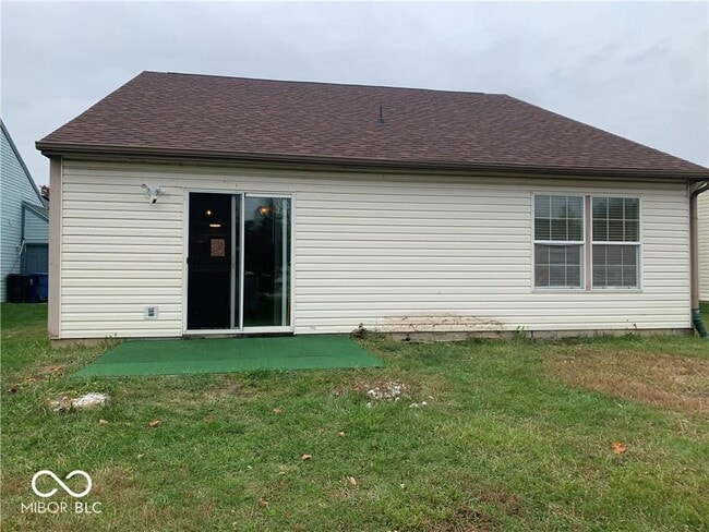 Building Photo - 10937 Snowdrop Way