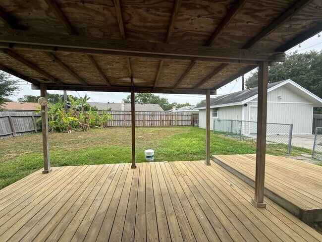 Building Photo - 4617 Cobblestone Ln