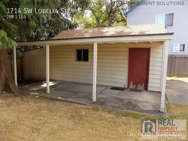 Building Photo - Charming two bedroom one bathroom home in ...