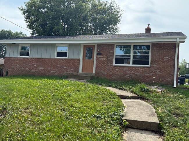 Building Photo - 620 Juniper Cir