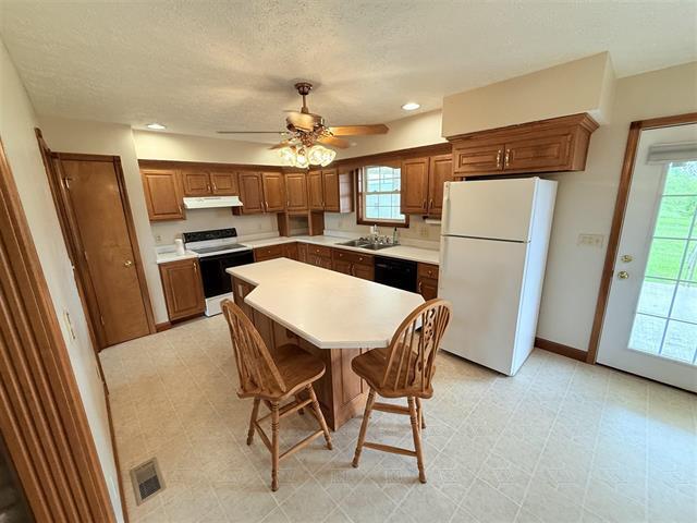 Building Photo - 150 Nolin Rd