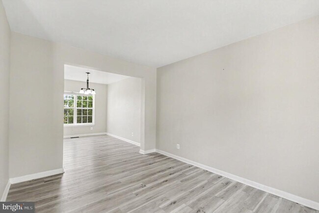 Building Photo - 91 Chaps Ln