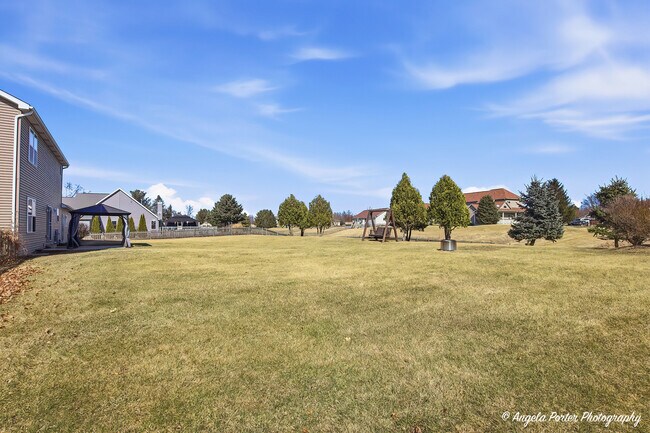 Building Photo - 9312 Nicholas Ln