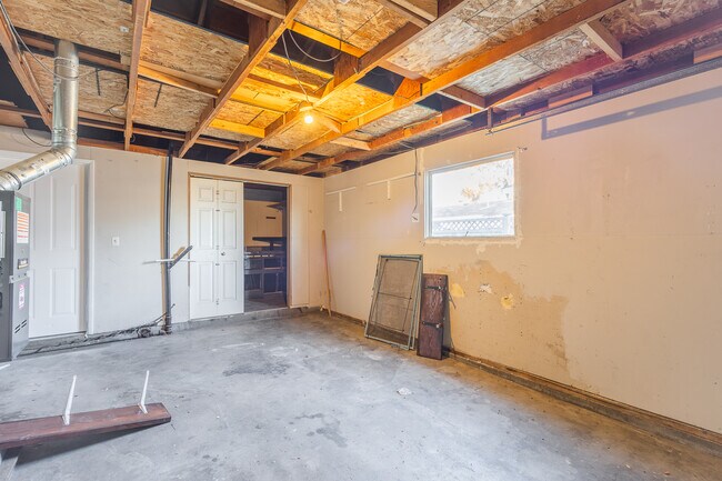 Building Photo - 1609 N Plateau Ave