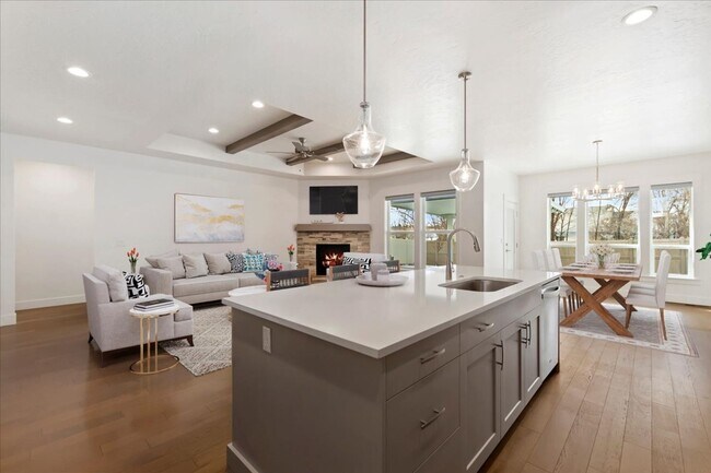 Building Photo - 4 Bedroom, 2 Bath home in Beautiful Meridian with SO MANY upgrades and perks throughout!  You don...