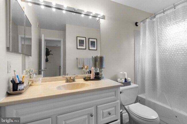 Building Photo - 14132 Bowsprit Ln