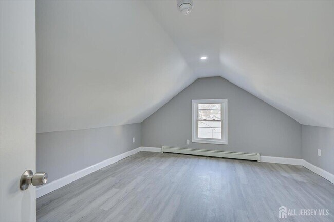 Building Photo - 36 2nd Ave