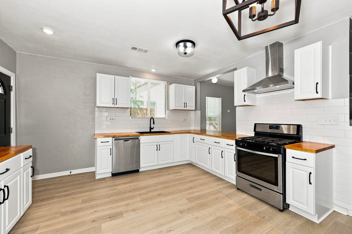 Building Photo - 823 Havendon Cir