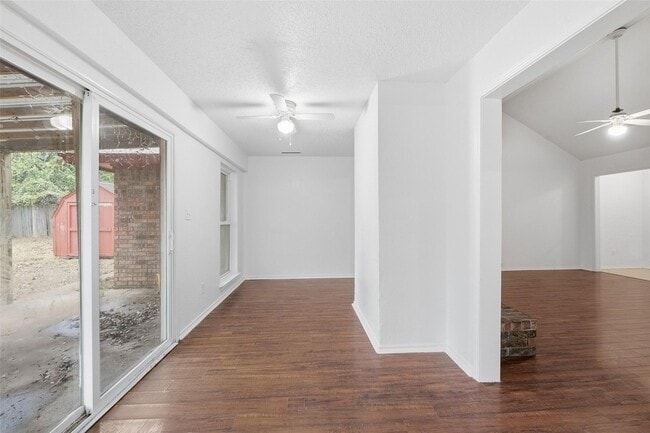 Building Photo - 6444 Whitehurst Dr