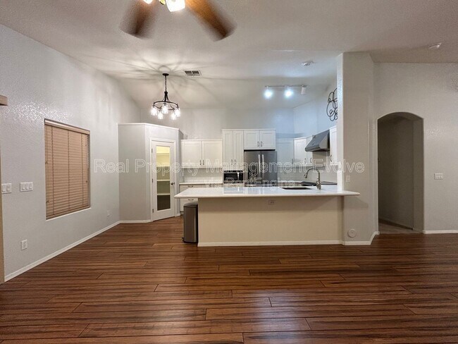 Building Photo - 16036 N 11th Ave