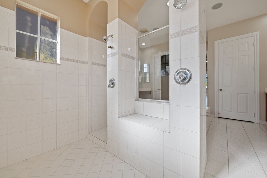 His & Her Master Shower - 12225 NW 71st St