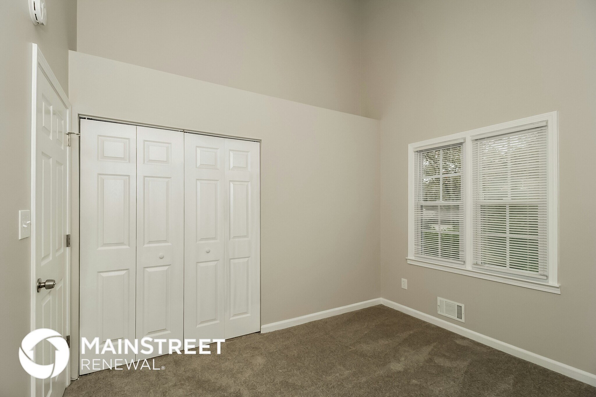 Building Photo - 2079 Winsburg Dr