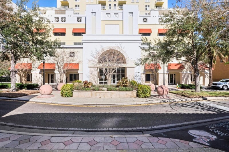 Building Photo - 628 Cleveland St