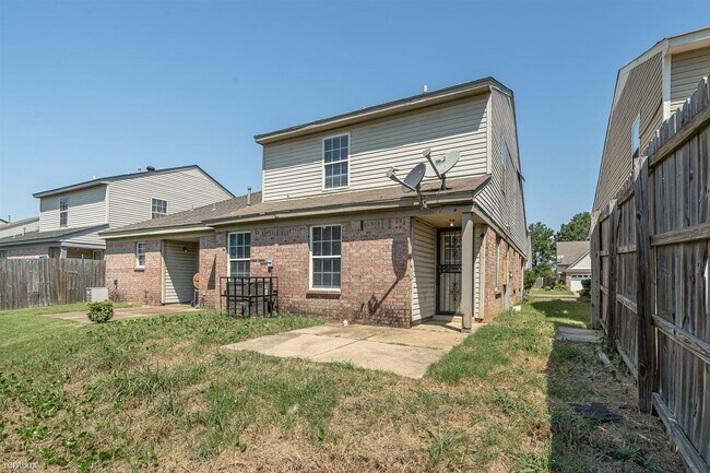 Building Photo - 3 br, 2.5 bath House - 7981 Marsha Woods D...