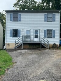 Building Photo - Wallace