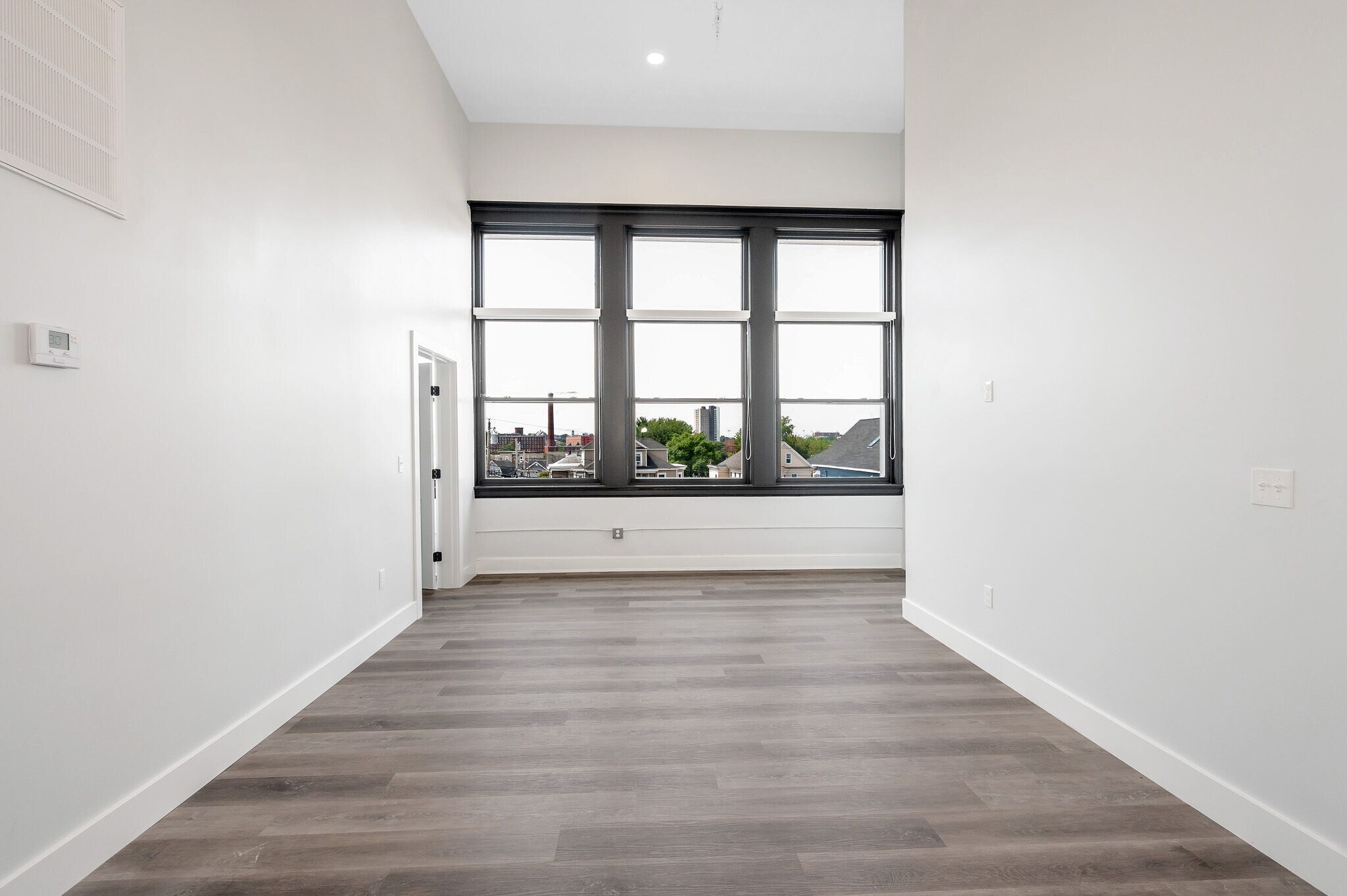 Building Photo - 72 Boisvert St