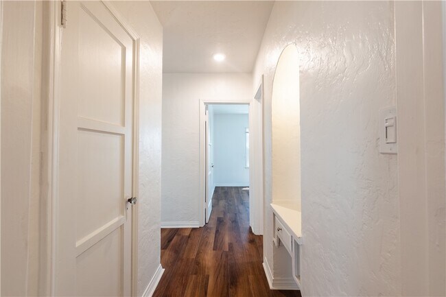 Building Photo - 8930 S Hobart Blvd